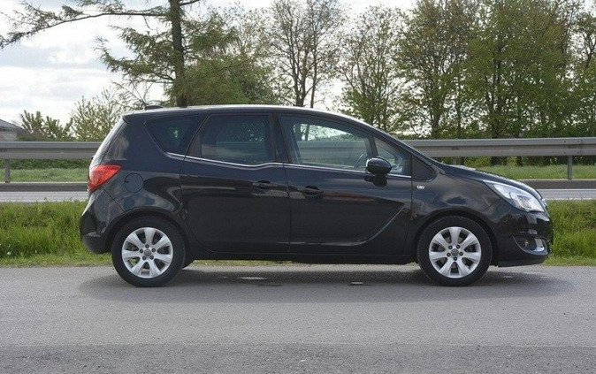 Opel Meriva cena 45300 przebieg: 62399, rok produkcji 2016 z Pyzdry małe 407